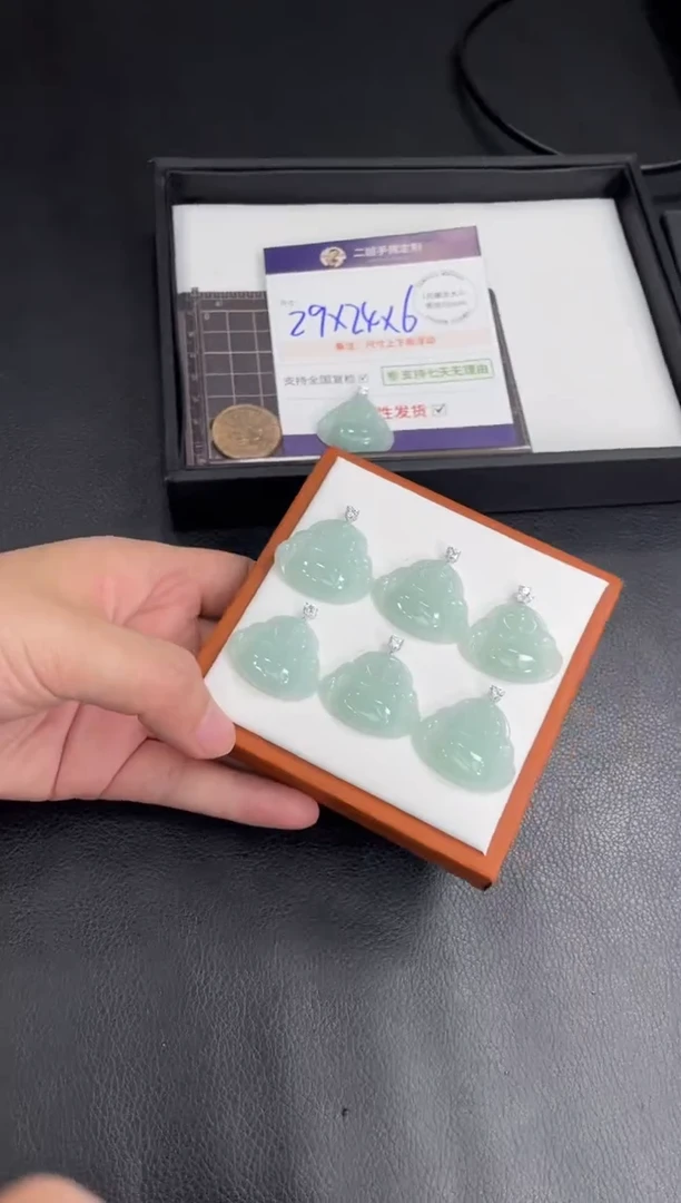 18K金镶嵌挂件翡翠佛公FL6@多样性发其一CP配绳