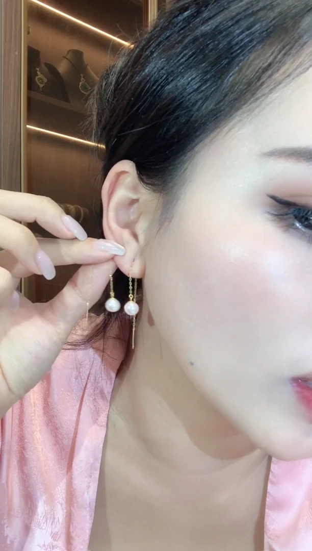 18K金镶嵌海水珍珠耳饰D1 一对