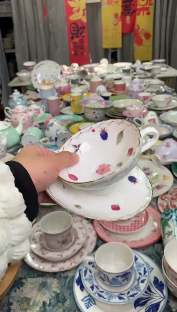 【闪购商品】瓷片陶瓷原单CC607餐具1个