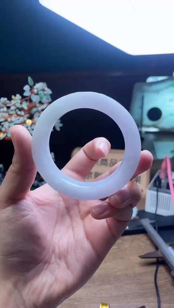 【闪购商品】定制翡翠手镯未镶嵌定制