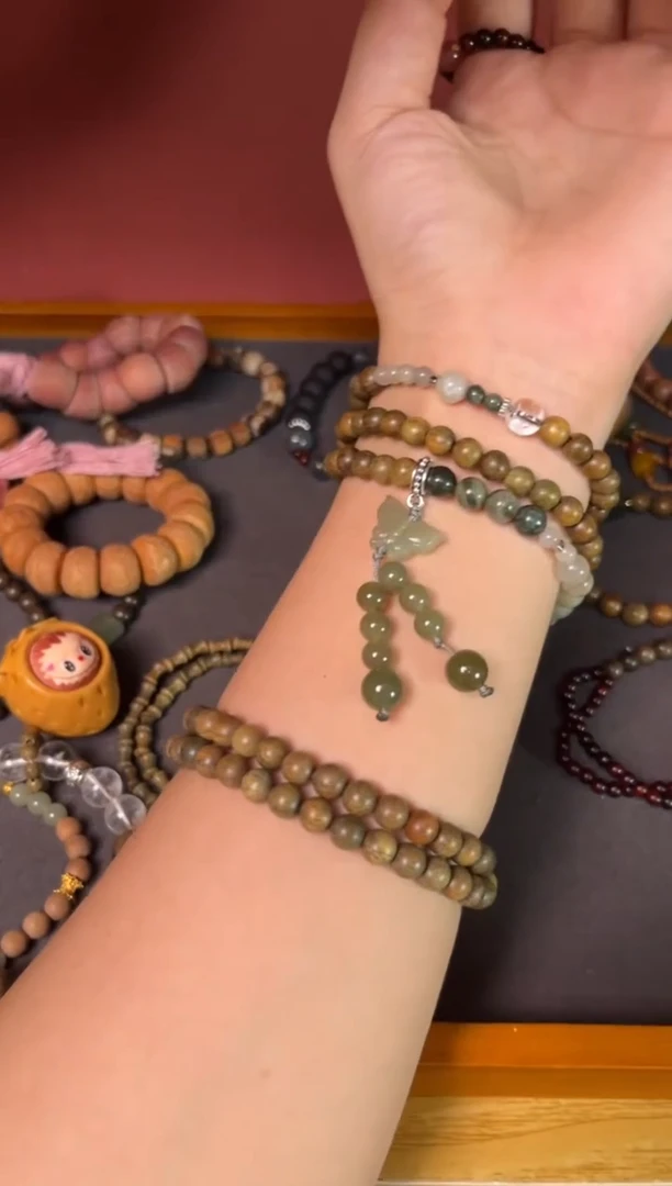 非洲檀香无事牌022绿檀+河田三圈