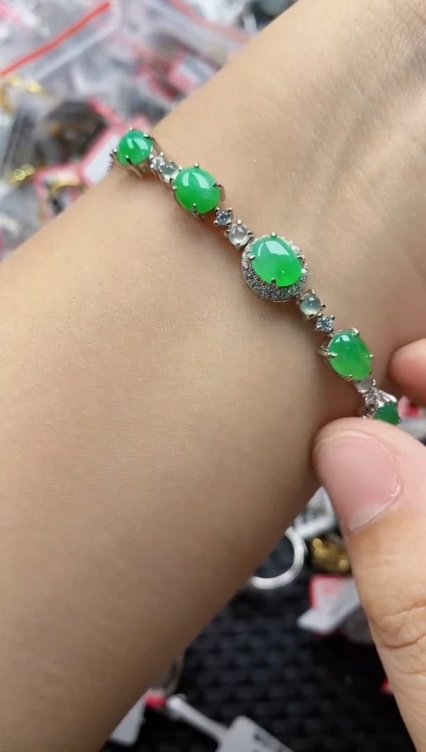 翡翠戒指银S925镶嵌7777777   2