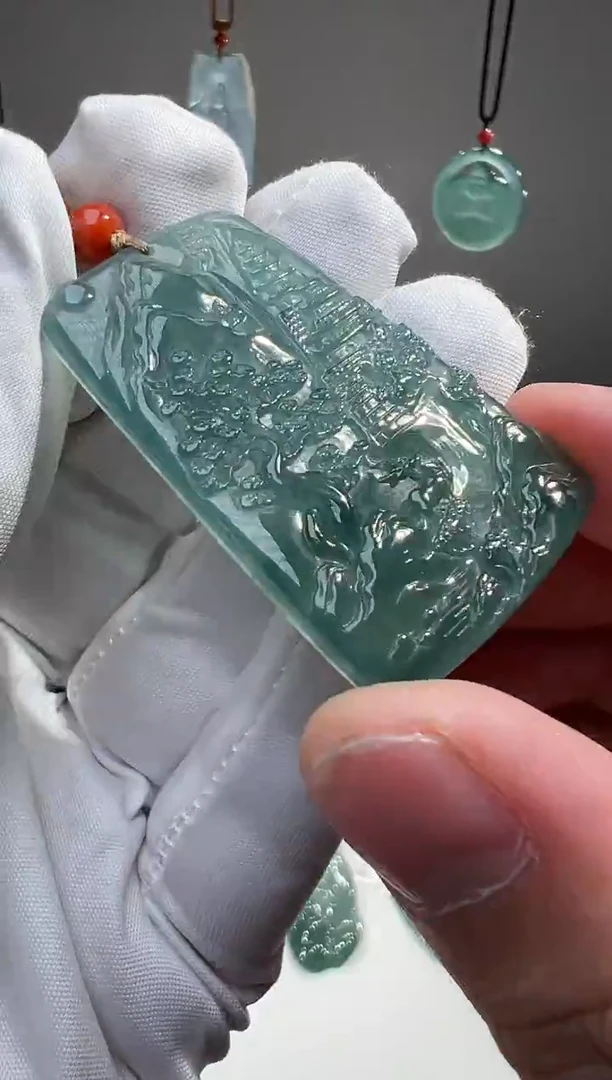 吊坠(不含链)未镶嵌翡翠山水牌