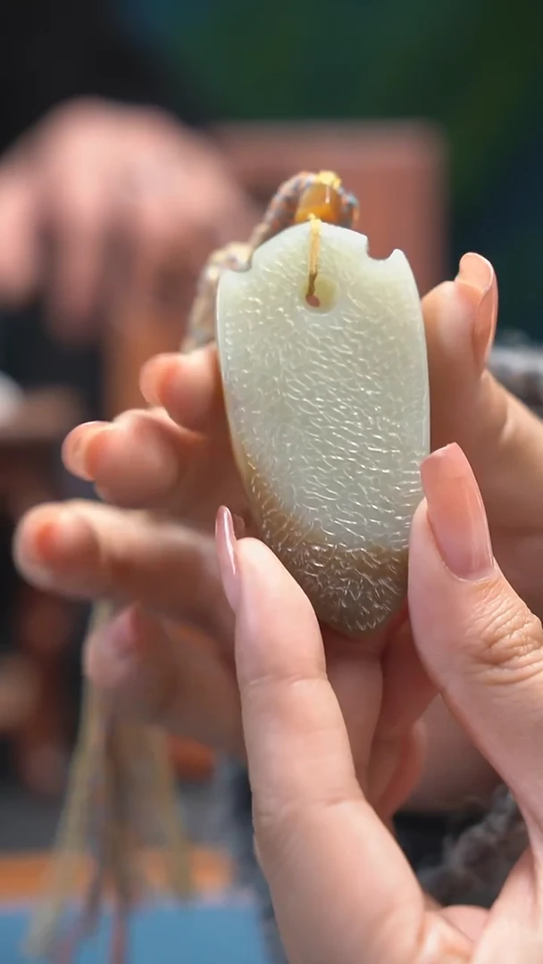 【闪购商品】和田玉吊坠(不含链)未镶嵌矛盾