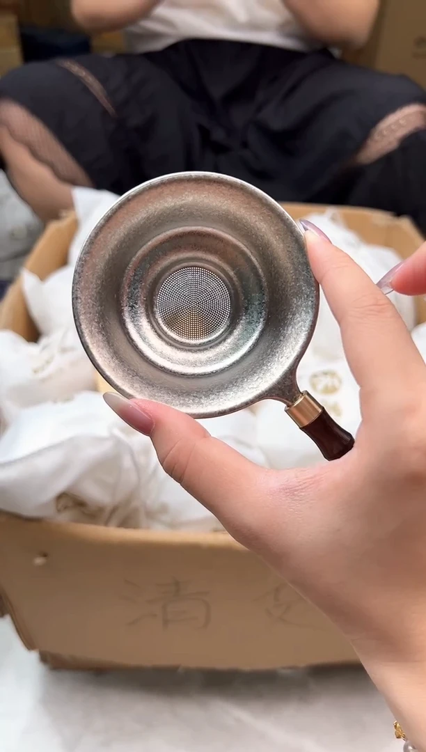 钛茶漏冰晶