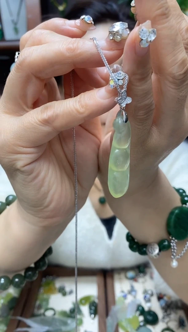 未镶嵌岫玉吊坠多样性发货其中发一