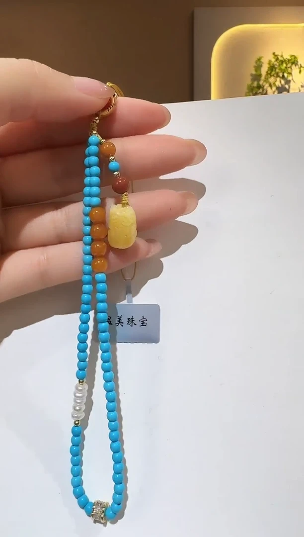 未镶嵌琥珀珠宝奇石