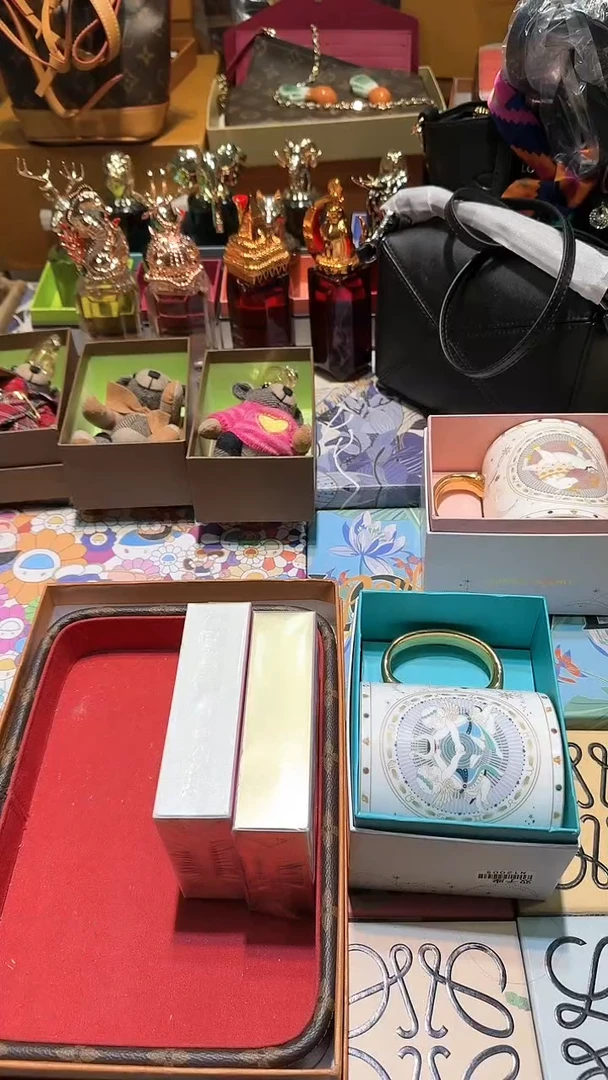 【闪购商品】瓷片换类目孤品单品一件不留邂逅 粉绿