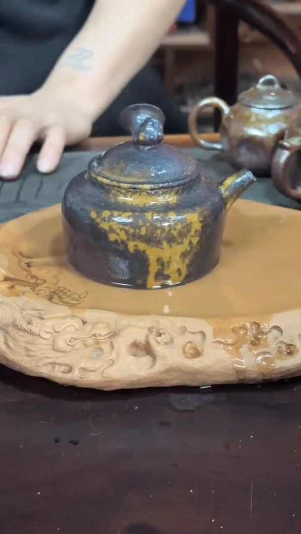 【闪购商品】紫砂全手工侧把德钟