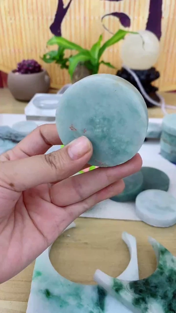 翡翠未镶嵌颈饰翡翠166