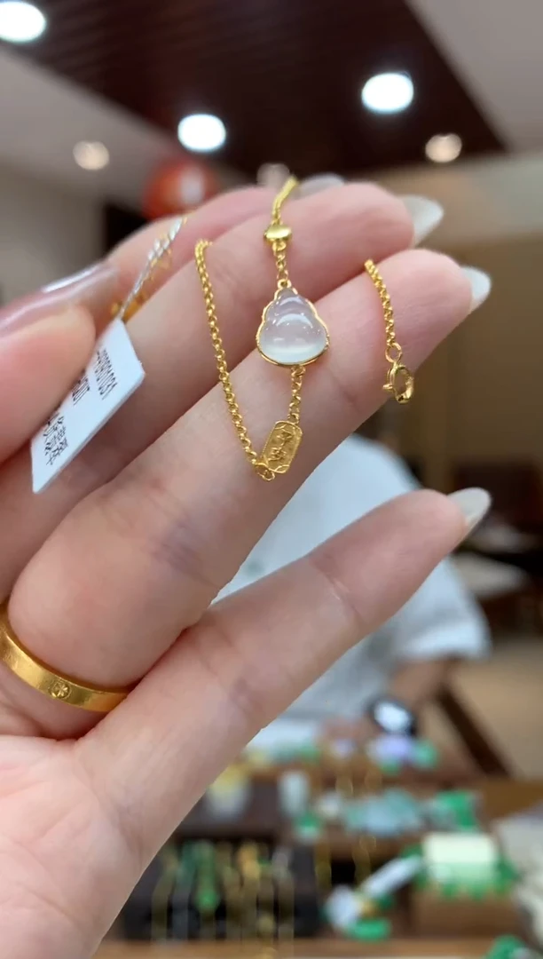18K金镶嵌手串翡翠葫芦 手链