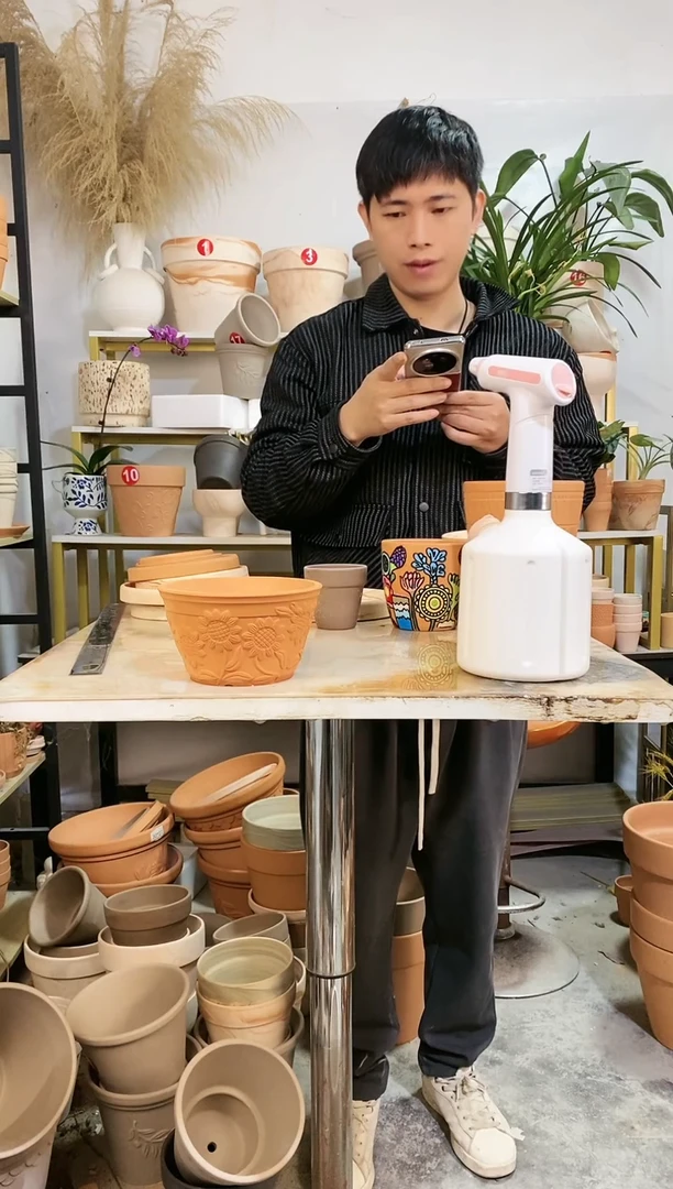 【闪购商品】红陶15*9红陶浮雕矮盆 3盆无托