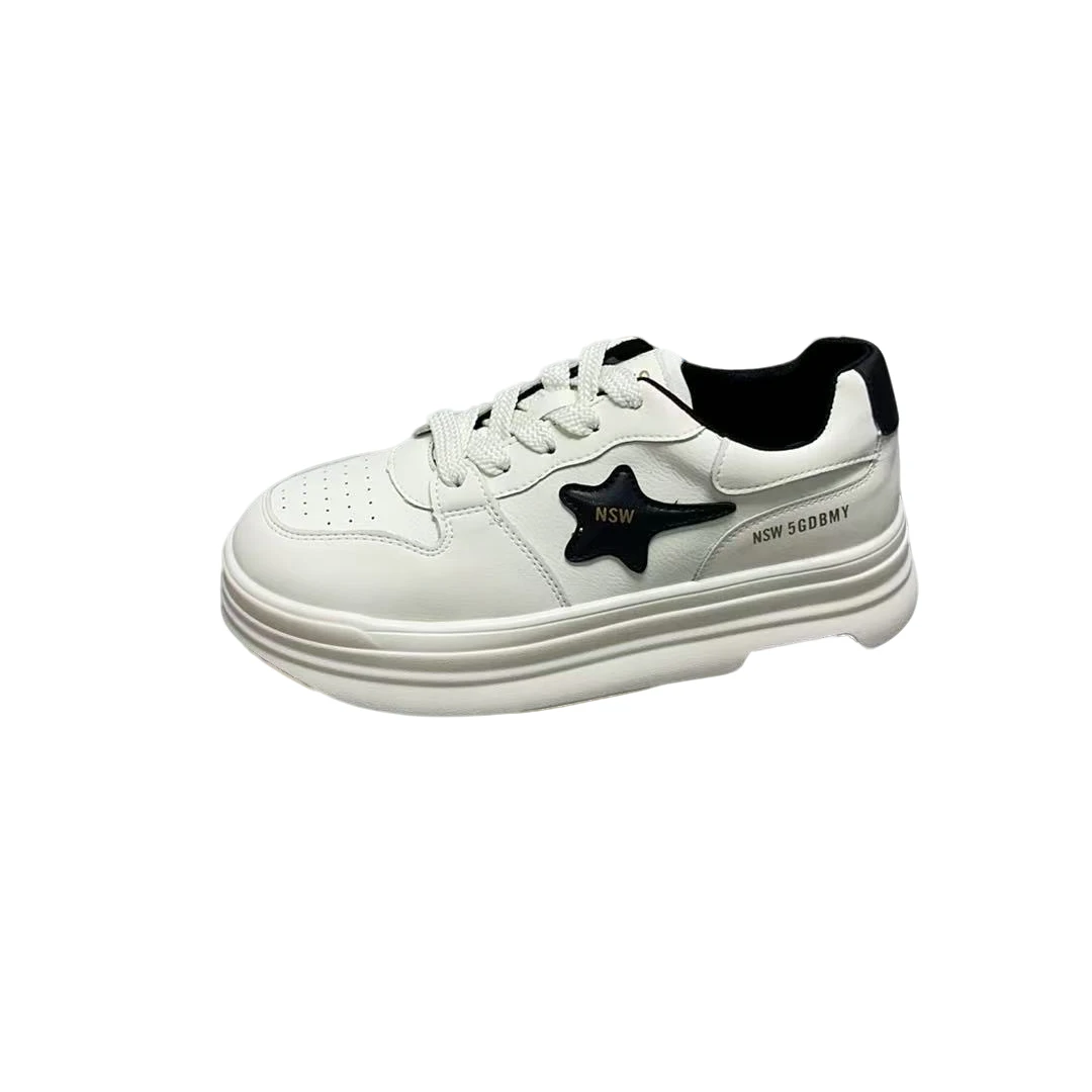 豪 3256 真皮厚底小板鞋（微瑕）