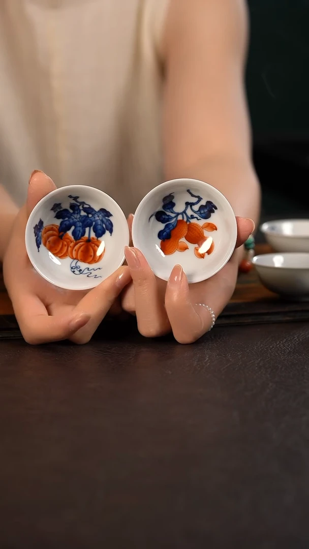 洪印慕明矾红加彩小碗杯 花生加南瓜