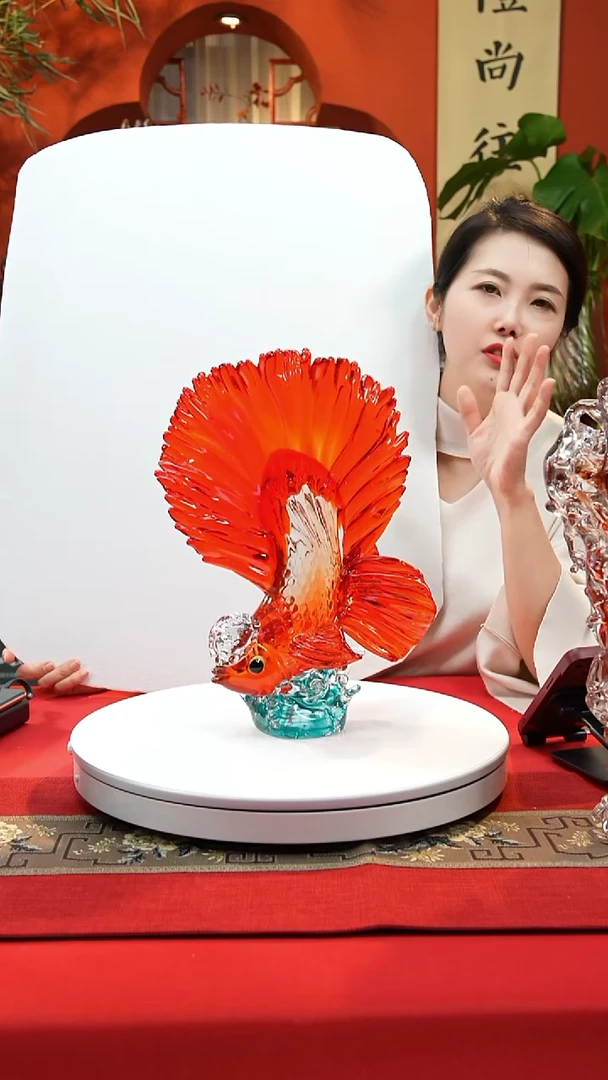 手工艺品琉璃狮头斗鱼