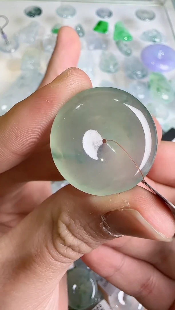 【闪购商品】翡翠吊坠(不含链)未镶嵌