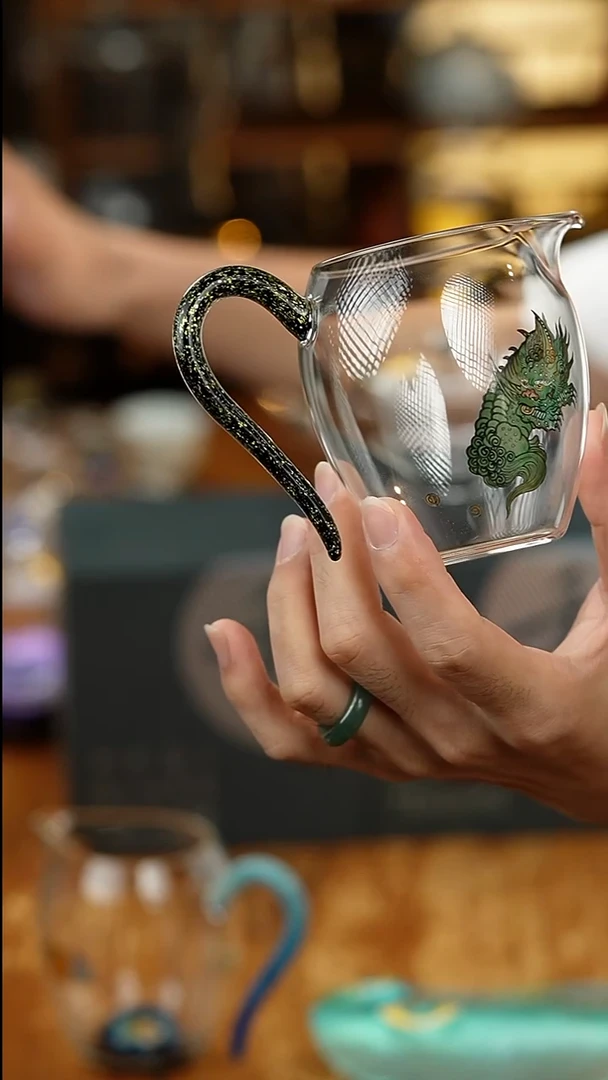 禾器/手绘怡然黑金/福禄绿貅