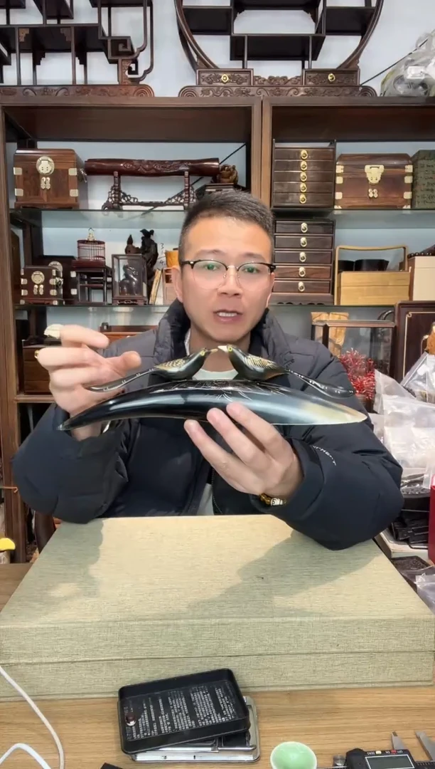 乌木类书架774角雕刻两只鸟摆件