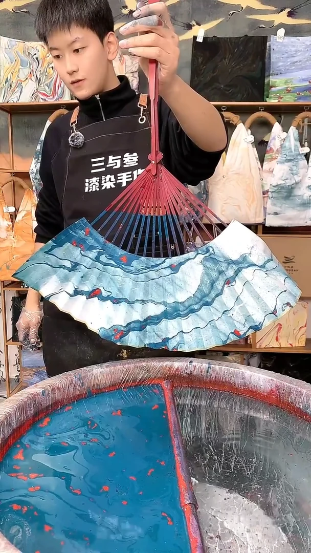 洪****?折扇 508 手工漂漆 默认微瑕 完美主义勿拍