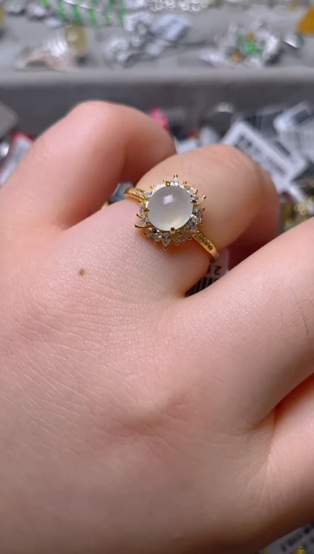 银S925镶嵌戒指翡翠百内无证书