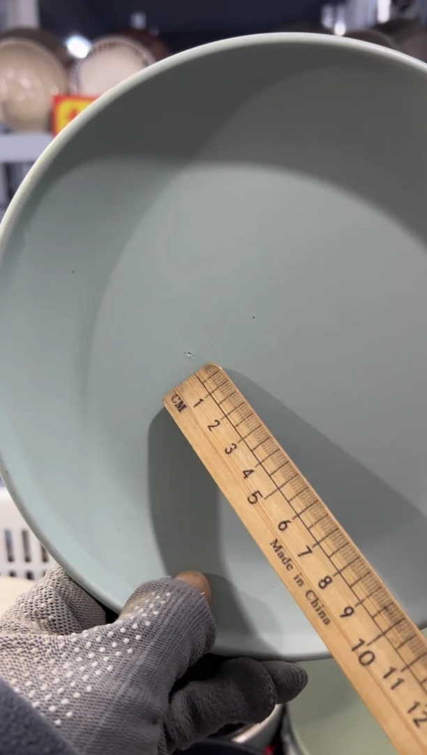 瓷片阿*“买小黄车会员链接，享半价”