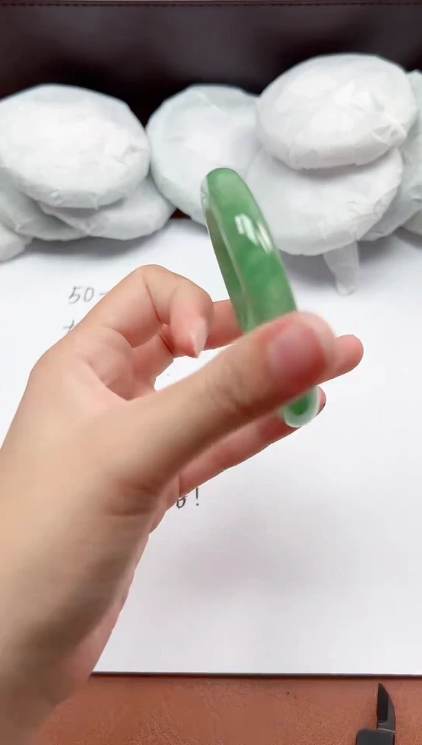 精品手镯，一物一拍U063
