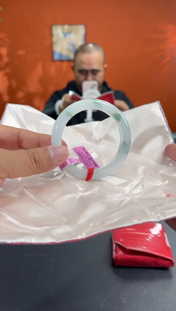 未镶嵌手镯翡翠14        圈口54