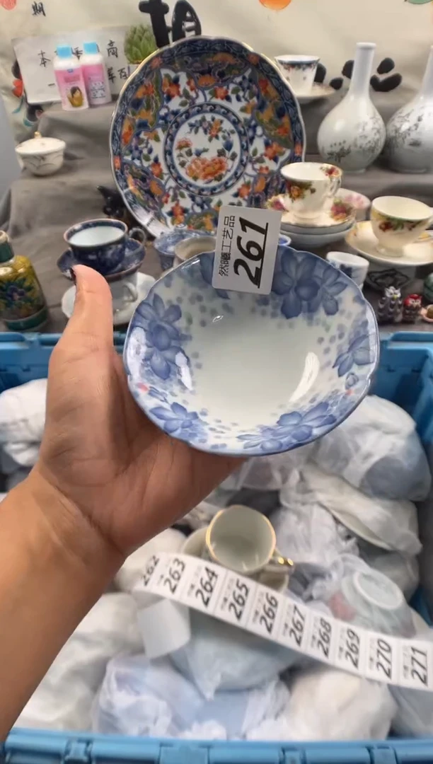 瓷片贝***者261