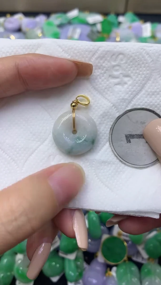 颈饰未镶嵌翡翠天然缅甸翡翠A货