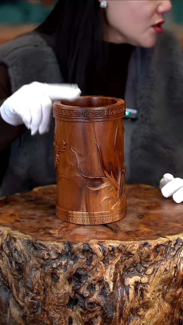 木雷击枣木精雕笔筒