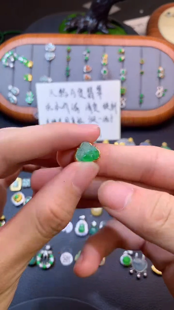 吊坠(不含链)银S925镶嵌翡翠1