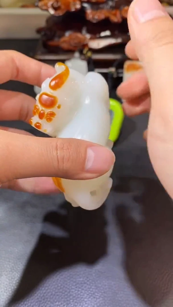 未镶嵌和田玉把件一****、和田玉