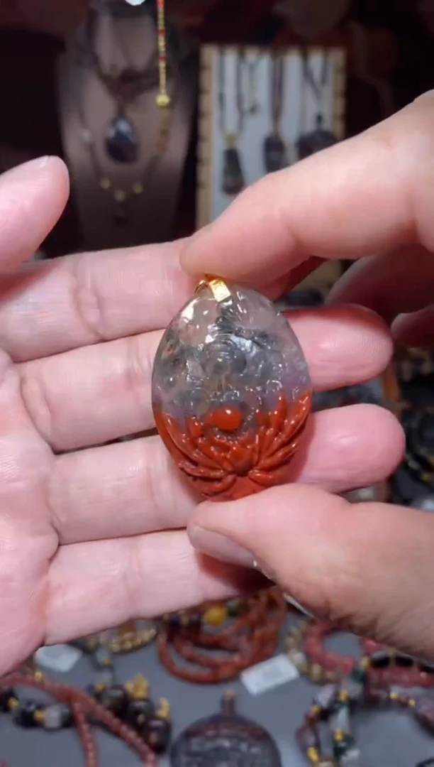 【闪购商品】水晶吊坠未镶嵌红极光