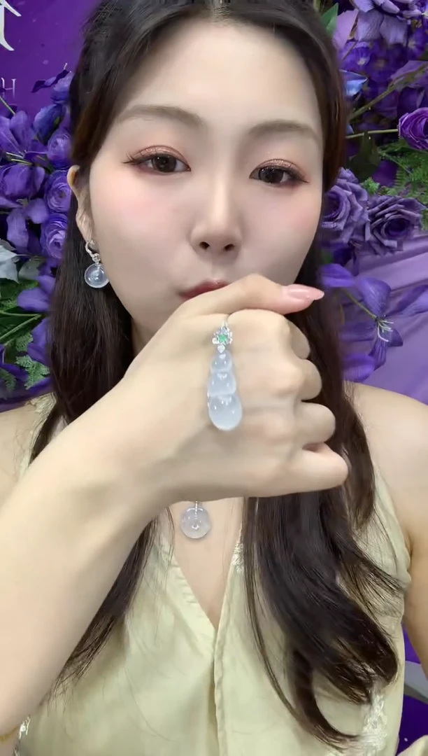 吊坠(不含链)18K金镶嵌翡翠A13翡翠