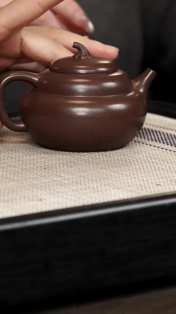 【闪购商品】紫砂茶壶【P040】福禄220c