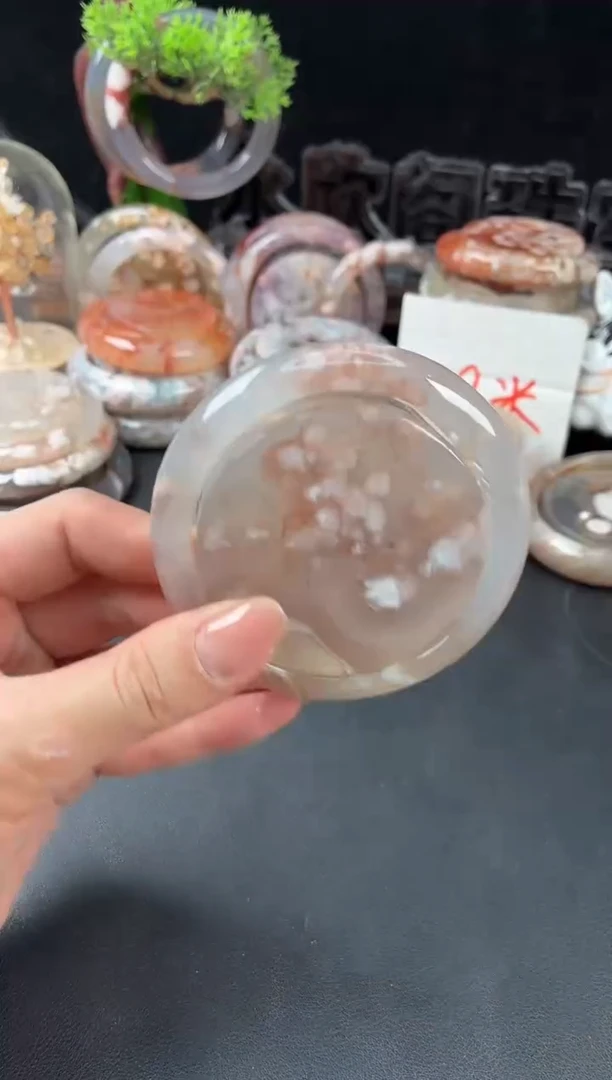 未镶嵌手镯（圆镯）石英质玉57