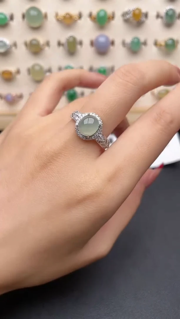 【闪购商品】翡翠戒指银S925镶嵌一物一证一礼盒