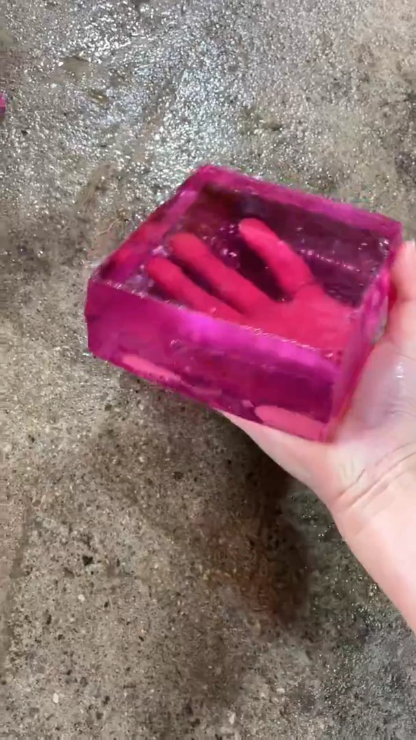 新疆五彩石原石摆件