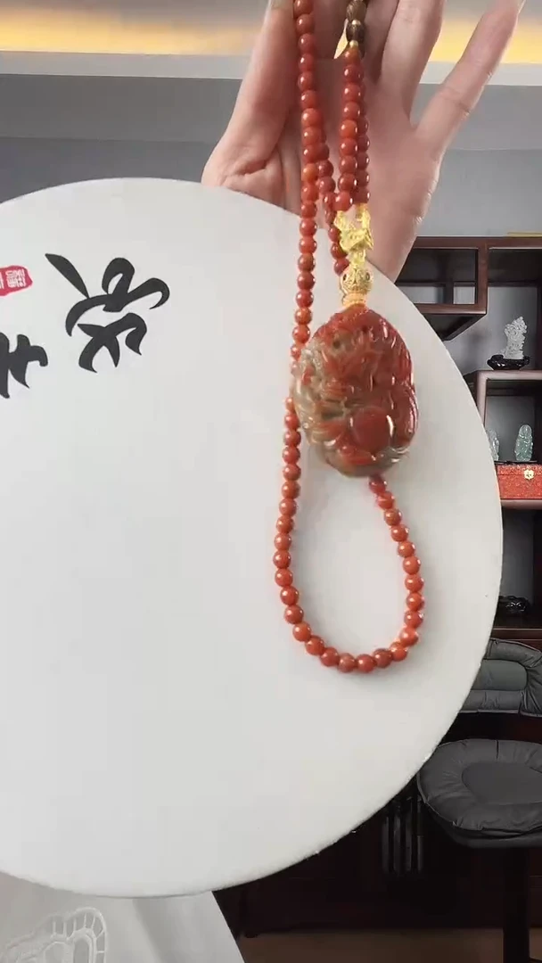 颈饰未镶嵌翡翠龙
