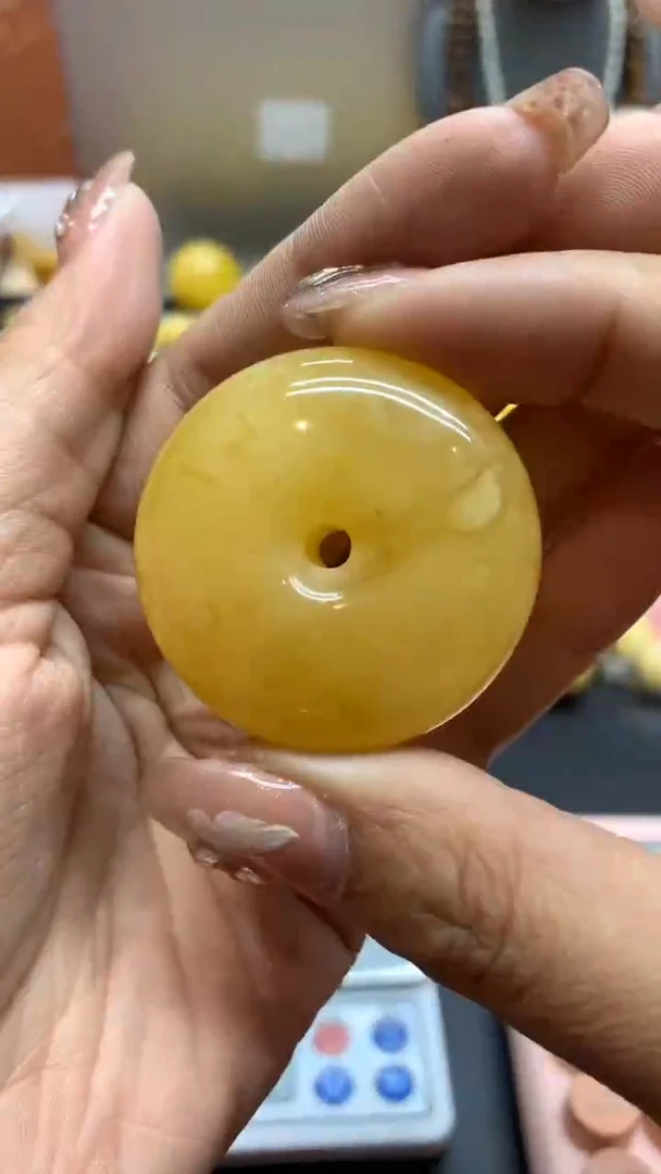 【闪购商品】未镶嵌琥珀珠宝奇石317