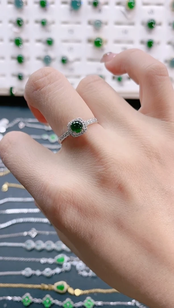 【闪购商品】翡翠戒指银S925镶嵌天然翡翠