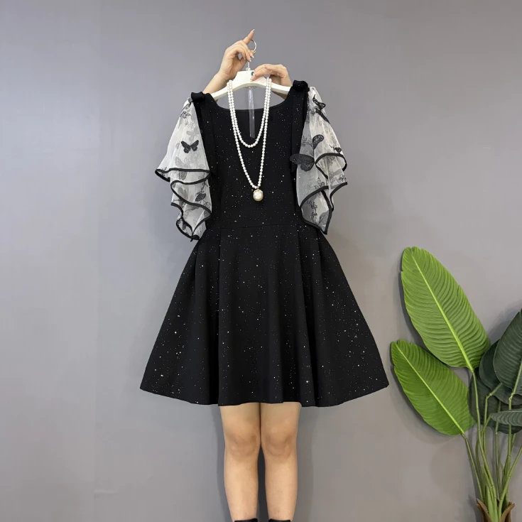 新款大码女装时尚洋气飞飞袖收腰显瘦连衣裙