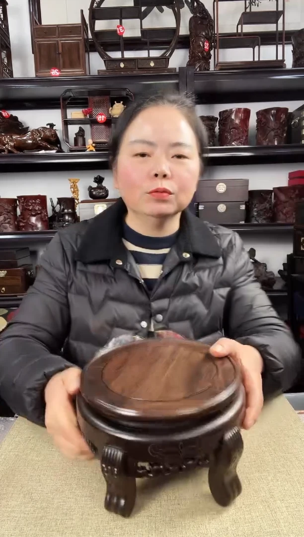 木18虎头老李红木工艺品