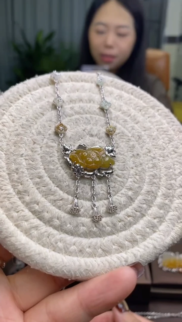 颈饰银S925镶嵌翡翠净货19719
