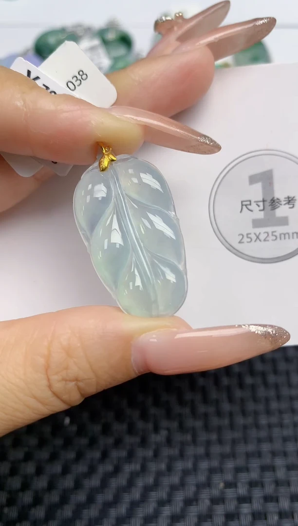 颈饰18K金镶嵌翡翠天然缅甸A货翡翠百元以上9元证书费自理