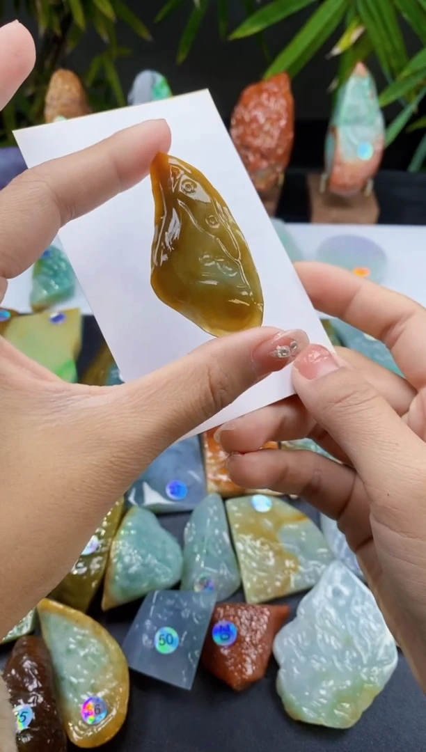 【闪购商品】定制翡翠未镶嵌翡翠