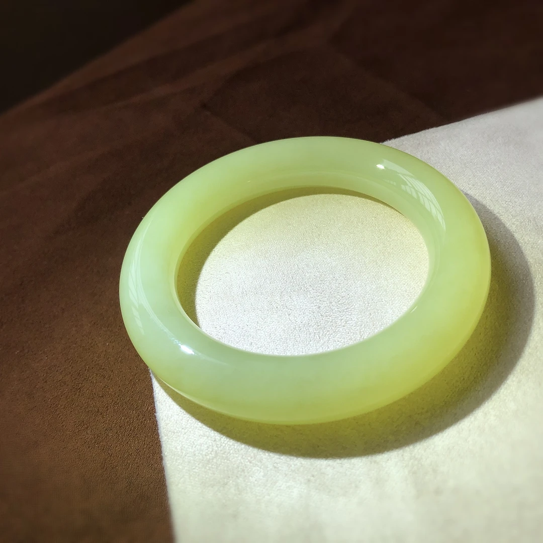 天然和田玉，收藏级精品新疆黄口料，胖圆条，底子细腻 02291