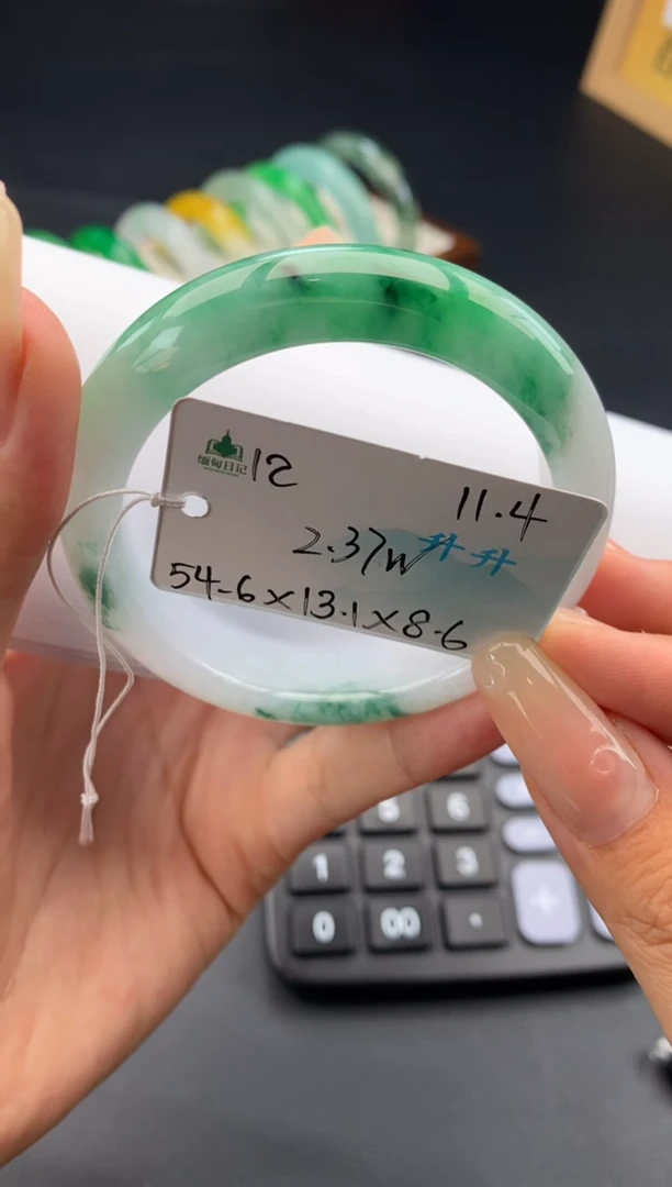 未镶嵌手镯翡翠翡翠自带#送人#，假一赔三