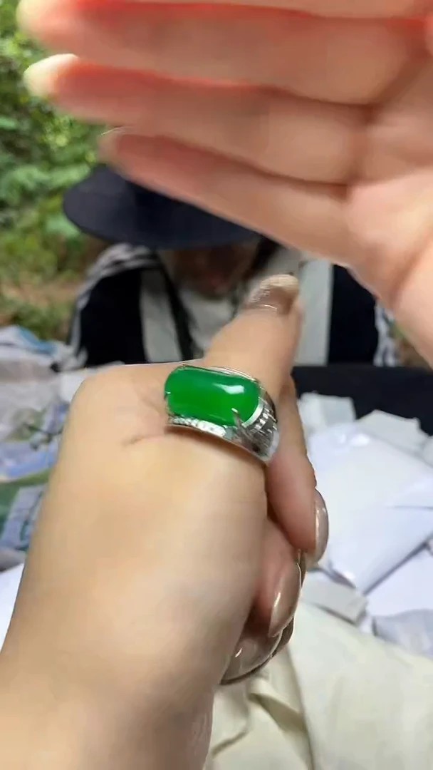 满色吊坠 所见即所得！