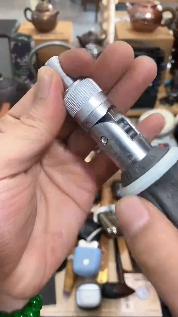 瓷片闪购商品  如图所示